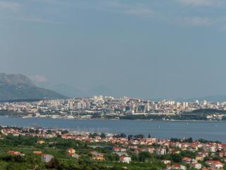 Beautiful apartment in between Split and Trogir - Kastel Stari - 2