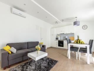 Beautiful apartment in between Split and Trogir - Kastel Stari - 7