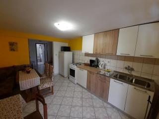 Apartments Kampor (4235) - 2