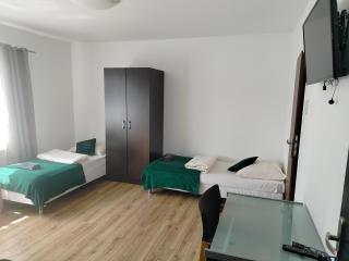 Dream Hostel - - 6