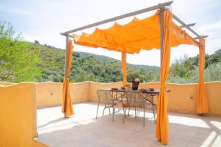 5min Spiaggia Budoni - APT con Ampia Veranda Relax - Brunella - 0