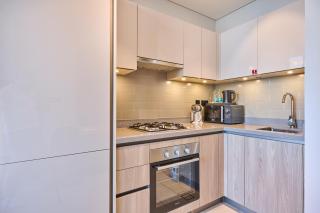 STAY BY LATINEM Luxury 1BR Holiday Home W706 Near Burj Khalifa - 5