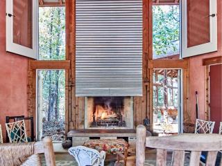 Gorgeous Multi-Unit Cabin Rental for Larger Groups Nestled in the Trees for an Unforgettable Getaway in Nature in Ben Wheeler, Texas - Ben Wheeler - 0
