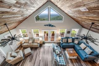 Spectacular Cabin with Home Theater and Fire Pit in Fort Payne, Alabama - Fort Payne - 9