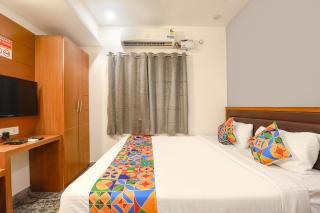 FabHotel Lloyds Inn - Madras - 8