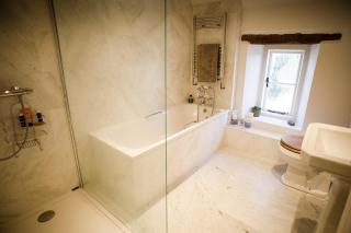 Cotswolds AoNB Cottage- Modern Renovation- Sleeps8 - 4