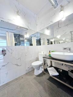 Stylish apartments in the city center - Rivne - 5