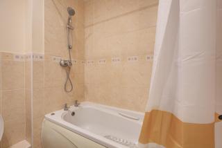 Comfortable 3 Bed Home with Garden in Peterborough - Peterborough - 1