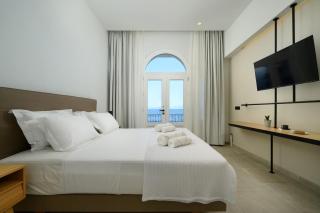 Beachfront Achillion Bay Villa in Corfu - Gastourion - 4