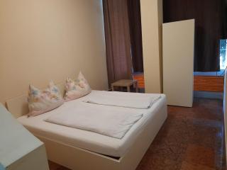 Silver Apartment - 9