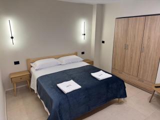 Cozy Double Room in City Center - Shkodër - 3