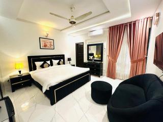 Family lodges Guest house in Islamabad - 7