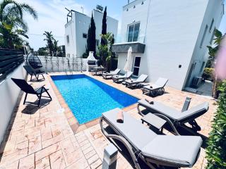 Nissini Wana Luxury Villa - Ayia Napa - 9