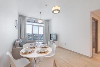 StayShort - Sleek 1 BR in Studio One Tower with Great Amenities - 7