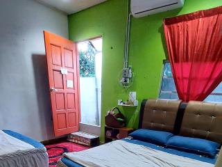 Cassa Bonda Family Room - Kampong Bakat - 4