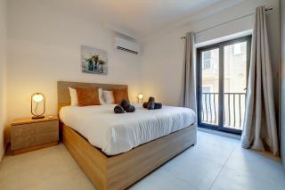 Cozy 2BR Sliema Getaway by the Water - Sliema - 7