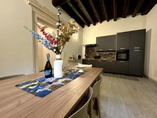 Al Campanile - Verona - 0