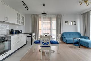 DOKI LifeStyle & Food Hall by Lion Apartments - 8