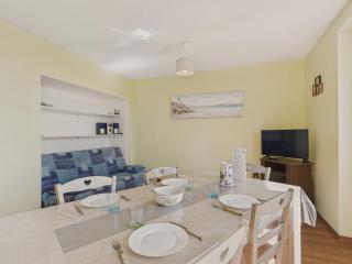 Le port et les plages à pied - 2 adultes 2 enfants - 8