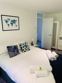 Spacious 3 Bedroom Home with Garden in Farnham - Farnham - 6