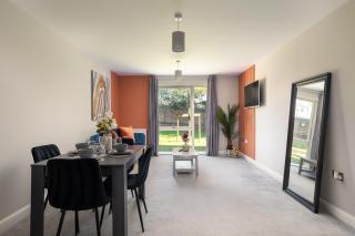 Perfect for Silverstone Free Parking Stylish 2BR - Buckingham - 7