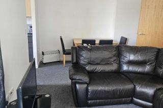 2 Bed-1 Bath-City Centre-Balcony - Swansea - 7