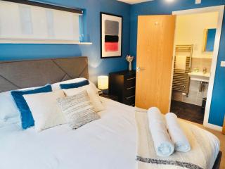 Modern & Stylish 3 Bedoom Home in Taunton - Taunton - 4