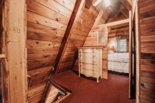 Cabin 54 - A Nostalgic and Rustic Mountain Retreat - Deming - 3