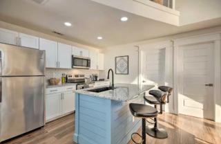 Lakefront Hgtv Home-3bed3bathdockfirepit-12pp - Lake Ozark - 1