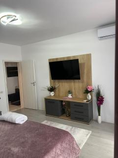 Apartament sector 5 Sara - Bucareste - 1