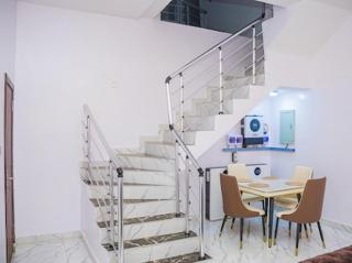 Lekki 3 Bedrooms Furnished Home Ensuite Stylish & Comfortable - Lekki - 3