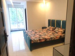 Modern Studio at Swiss Suites Grand Bhurban - Bhurban - 5
