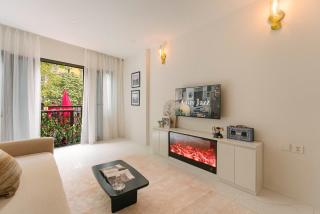 Classic house 3BR near HoanKiem Lake w Street View - Hanoi - 1