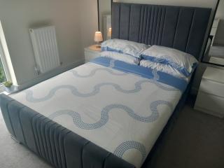Richfield Lux - Loughton - 2