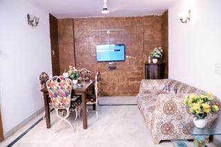 Divine India Service Apartment,2Bhk, D-198,SAKET - 3