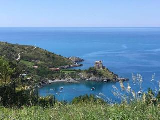 Bright Space in a Superb location - Praia a Mare - 6