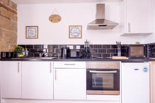 Hayy Apartments Comfort in the Heart of Kirkstall - 2