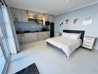 Rissie's Place - Gordonsbaai - 3