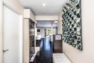 Luxury 3BR with Cabana Oasis Pool & Style - Costa Mesa - 9
