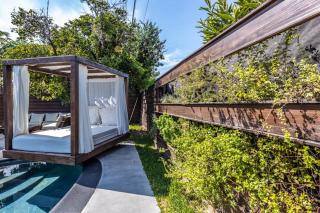 Luxury 3BR with Cabana Oasis Pool & Style - Costa Mesa - 3
