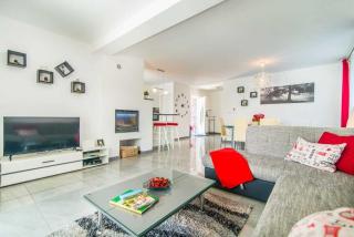 Villa Sofia by Kompas Villas - Santalezi - 1
