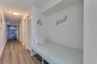 1008 Blue Dolphin condo - Carolina Beach - 5