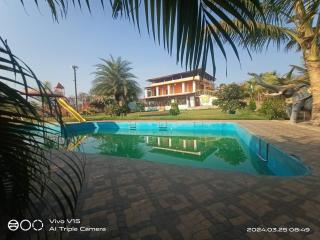 Swara Farm House - Umberpāda - 0