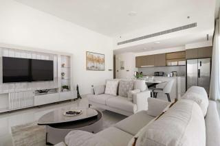 Spectacular 3BR Penthouse with best views of Palm - 5