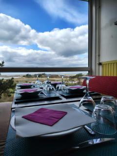 Auberge Granit Rose - Hébergement partagé en Auberge de Jeunesse - Vue sur mer - Dortoir mixte & Camping - Trébeurden - 4