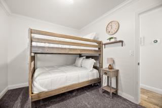 Hummingbird Corner Pet Friendly Great Location Jacuzzi - Big Bear Lake - 1