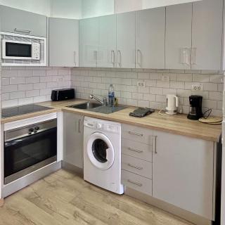 Lovely 1 Bed Apartment In Castle Harbour C108 - Los Cristianos - 6