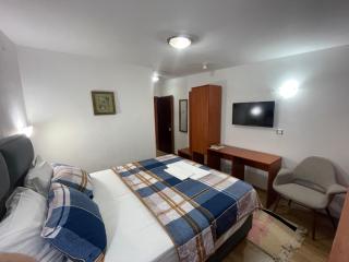 Hotel Square - Skopje - 8