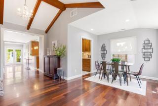 Walk to Ventura Boulevard Pool & HotTub with PingPong & BBQ - Sherman Oaks - 5