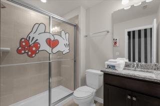 5 Bedrooms 45 Bathrooms Windsor Cay 1240Bi - 8